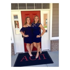 Meet your Posher, Julie